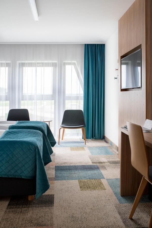 Hotel Termalny ウニエユフ エクステリア 写真