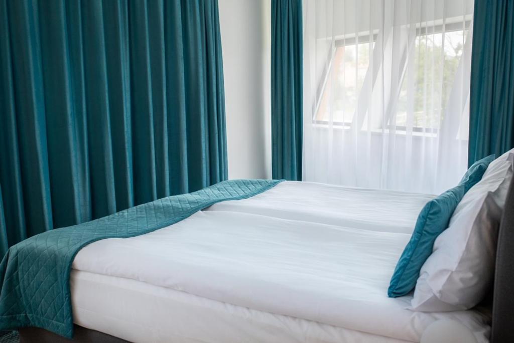Hotel Termalny ウニエユフ エクステリア 写真