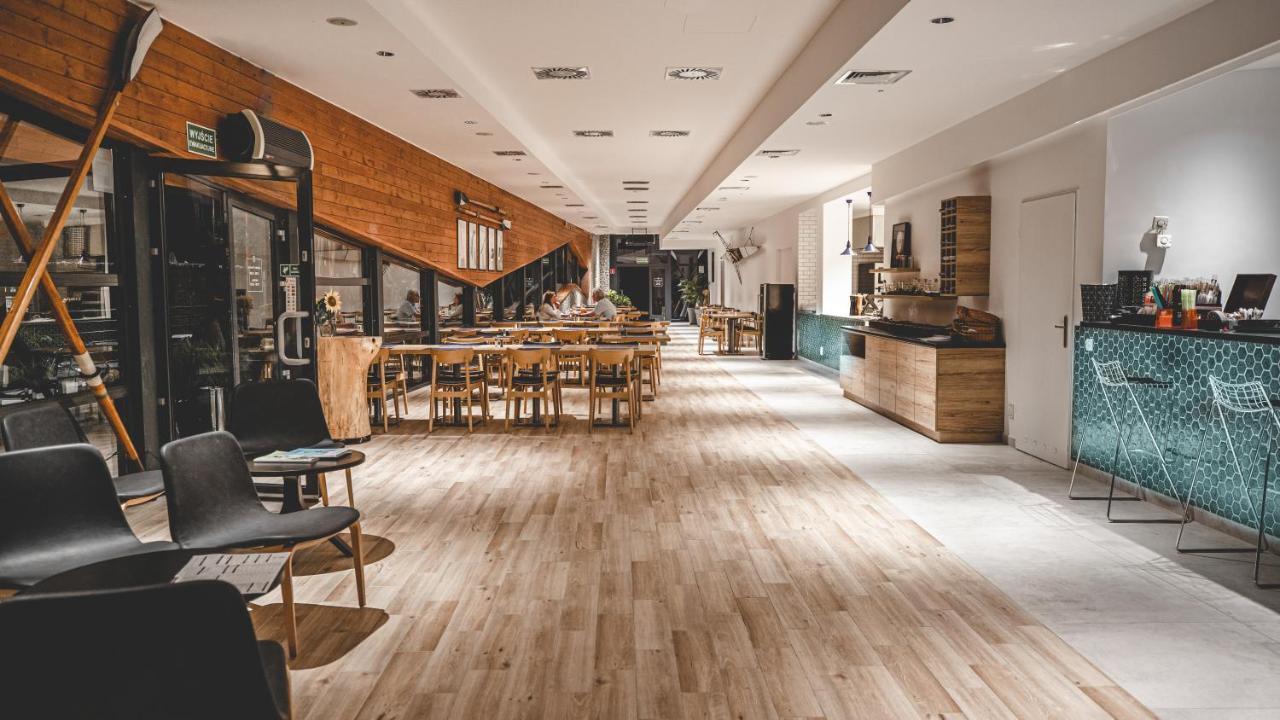 Hotel Termalny ウニエユフ エクステリア 写真
